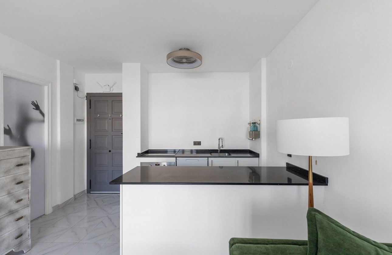 Resale - Apartment / flat - La Mata - Costa Blanca