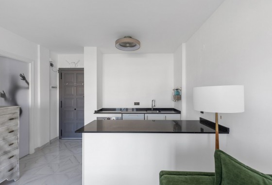 Resale - Apartment / flat - La Mata - Costa Blanca