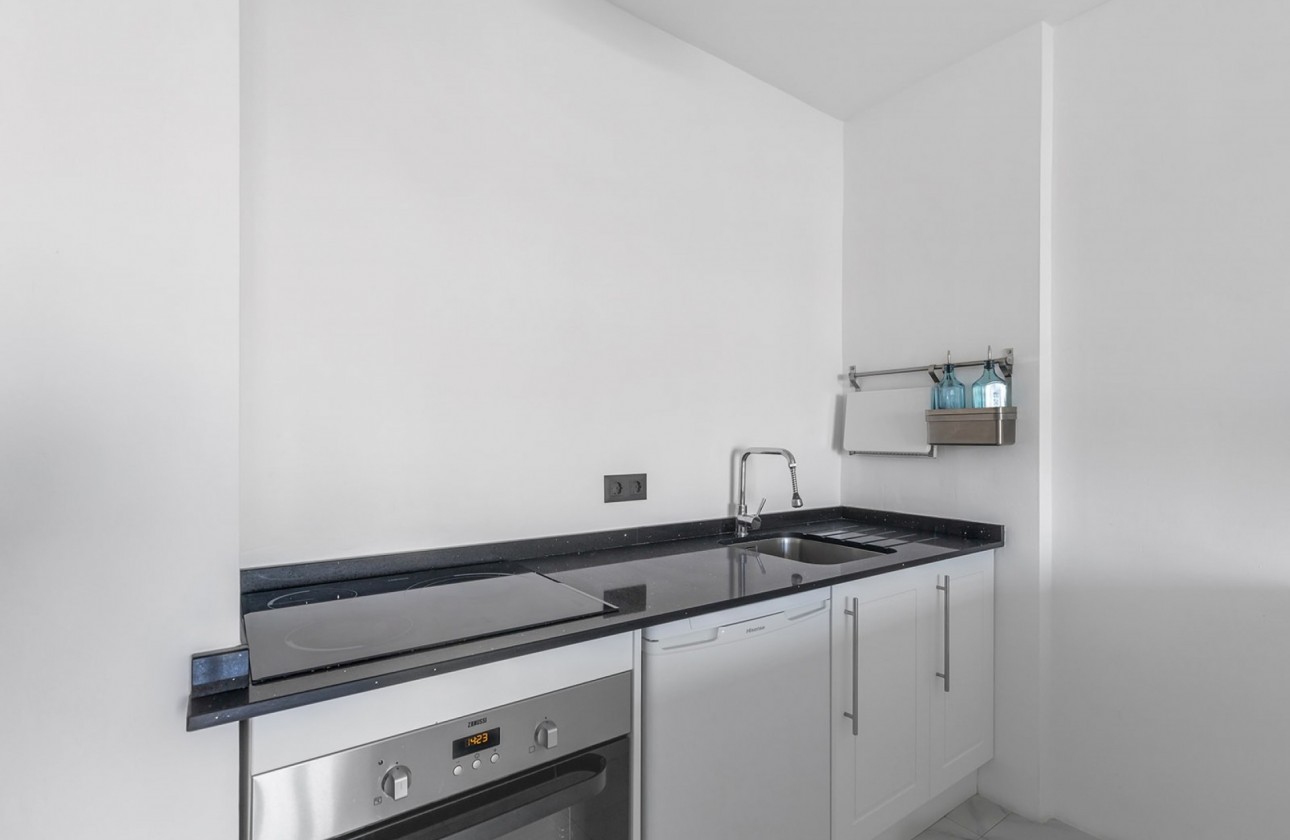 Resale - Apartment / flat - La Mata - Costa Blanca