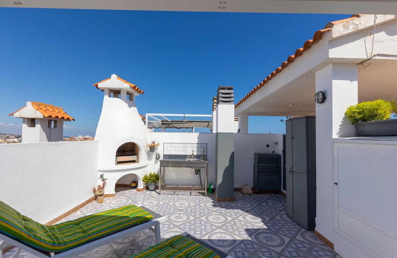 Resale - Apartment / flat - La Mata - Costa Blanca