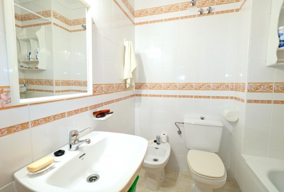 Reventa - Apartamento / piso - Torrevieja - Acequion