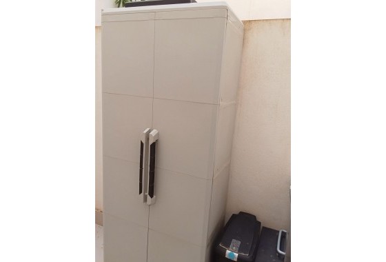 Resale - Apartment / flat - Torrevieja - Estacion de autobuses