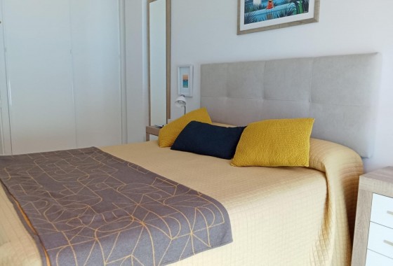 Resale - Apartment / flat - Torrevieja - Estacion de autobuses