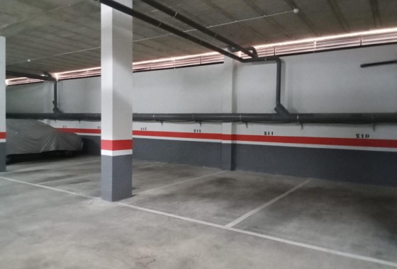 Resale - Apartment / flat - Torrevieja - Estacion de autobuses