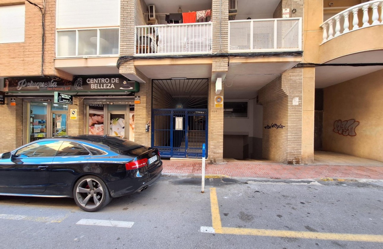 Resale - Apartment / flat - Torrevieja - Centro