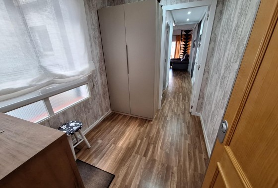 Resale - Apartment / flat - Torrevieja - Centro