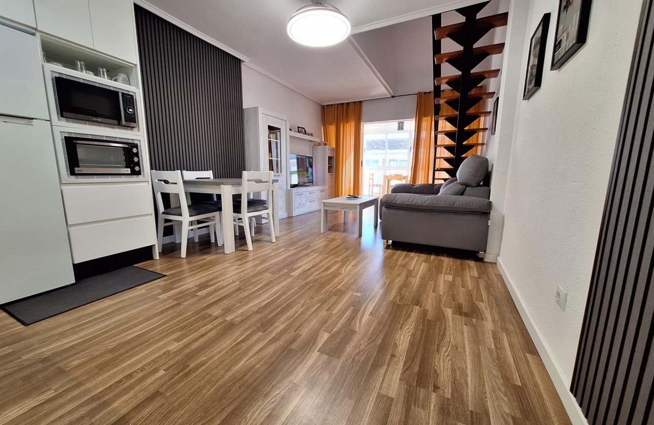 Resale - Apartment / flat - Torrevieja - Centro