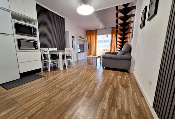 Resale - Apartment / flat - Torrevieja - Centro