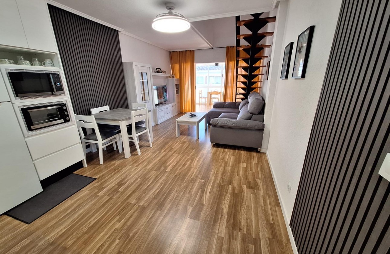 Resale - Apartment / flat - Torrevieja - Centro