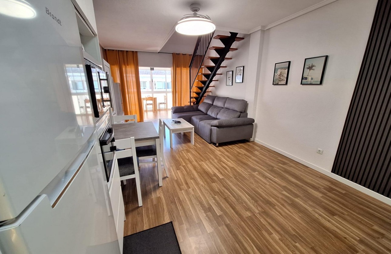 Resale - Apartment / flat - Torrevieja - Centro