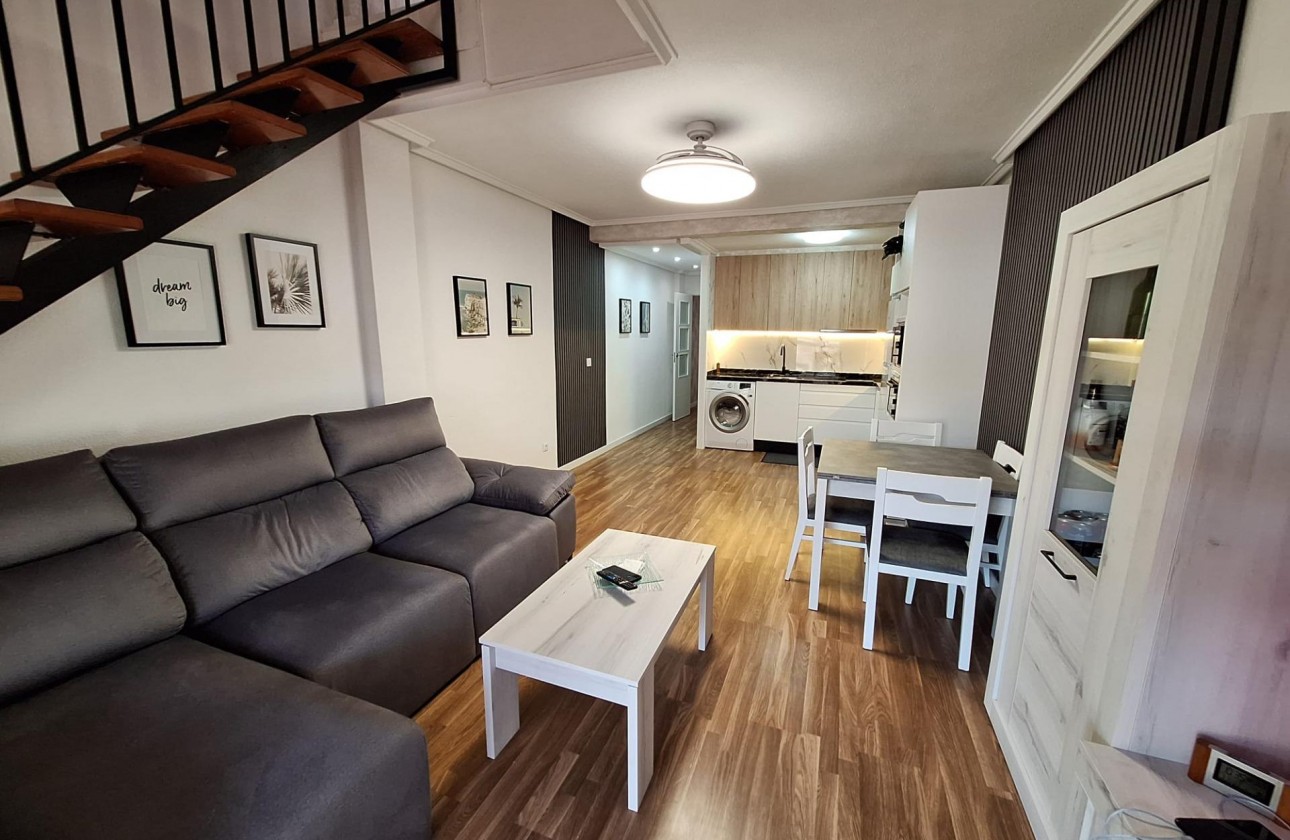 Resale - Apartment / flat - Torrevieja - Centro