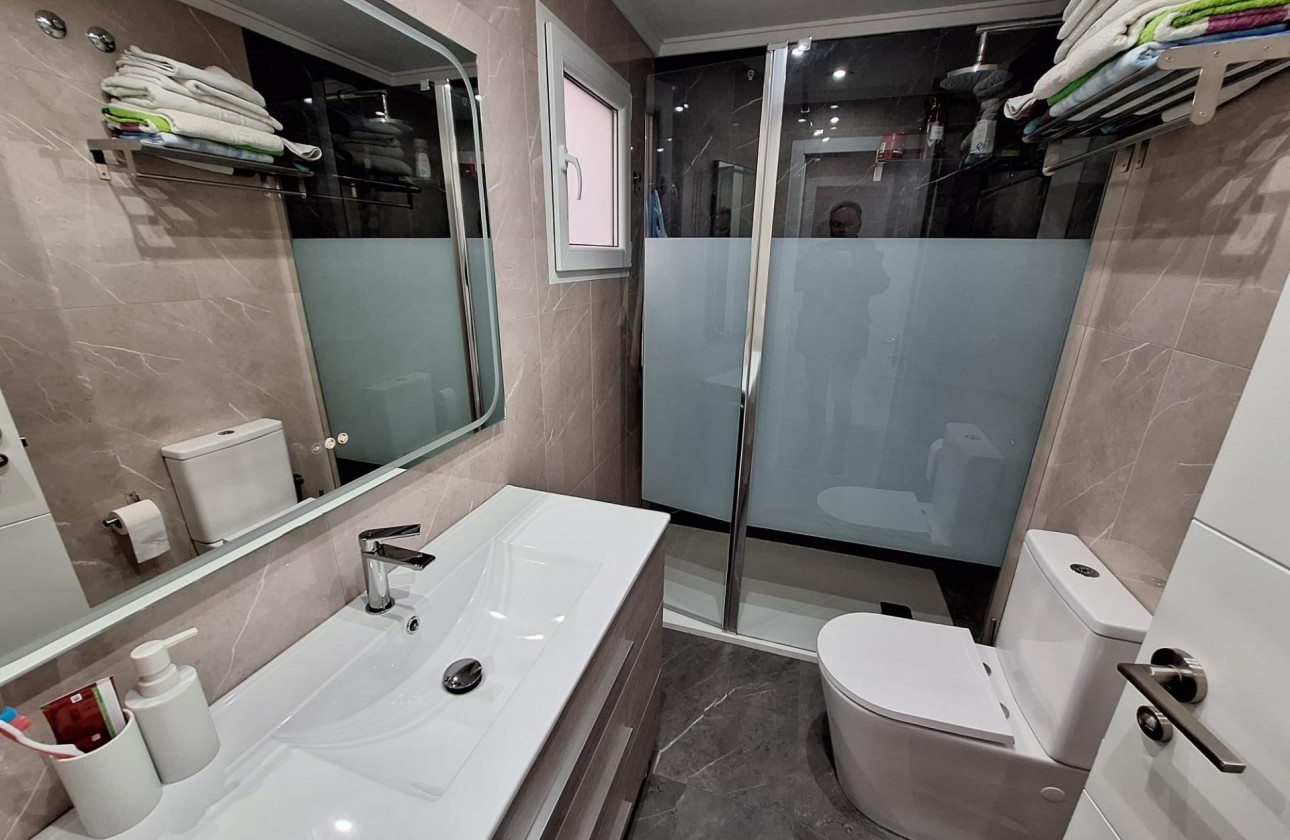 Resale - Apartment / flat - Torrevieja - Centro