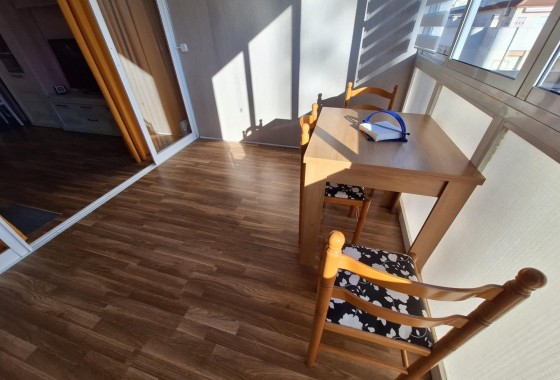 Resale - Apartment / flat - Torrevieja - Centro