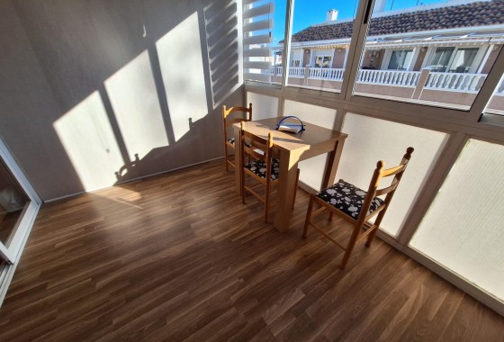 Resale - Apartment / flat - Torrevieja - Centro