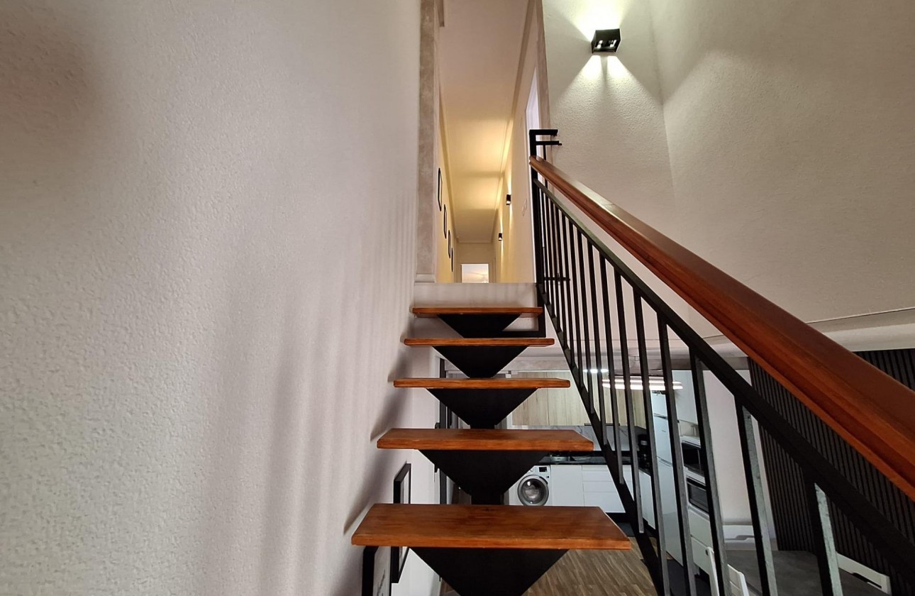Resale - Apartment / flat - Torrevieja - Centro