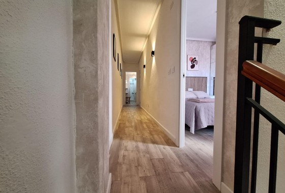 Resale - Apartment / flat - Torrevieja - Centro