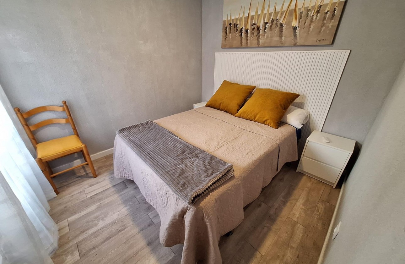 Resale - Apartment / flat - Torrevieja - Centro