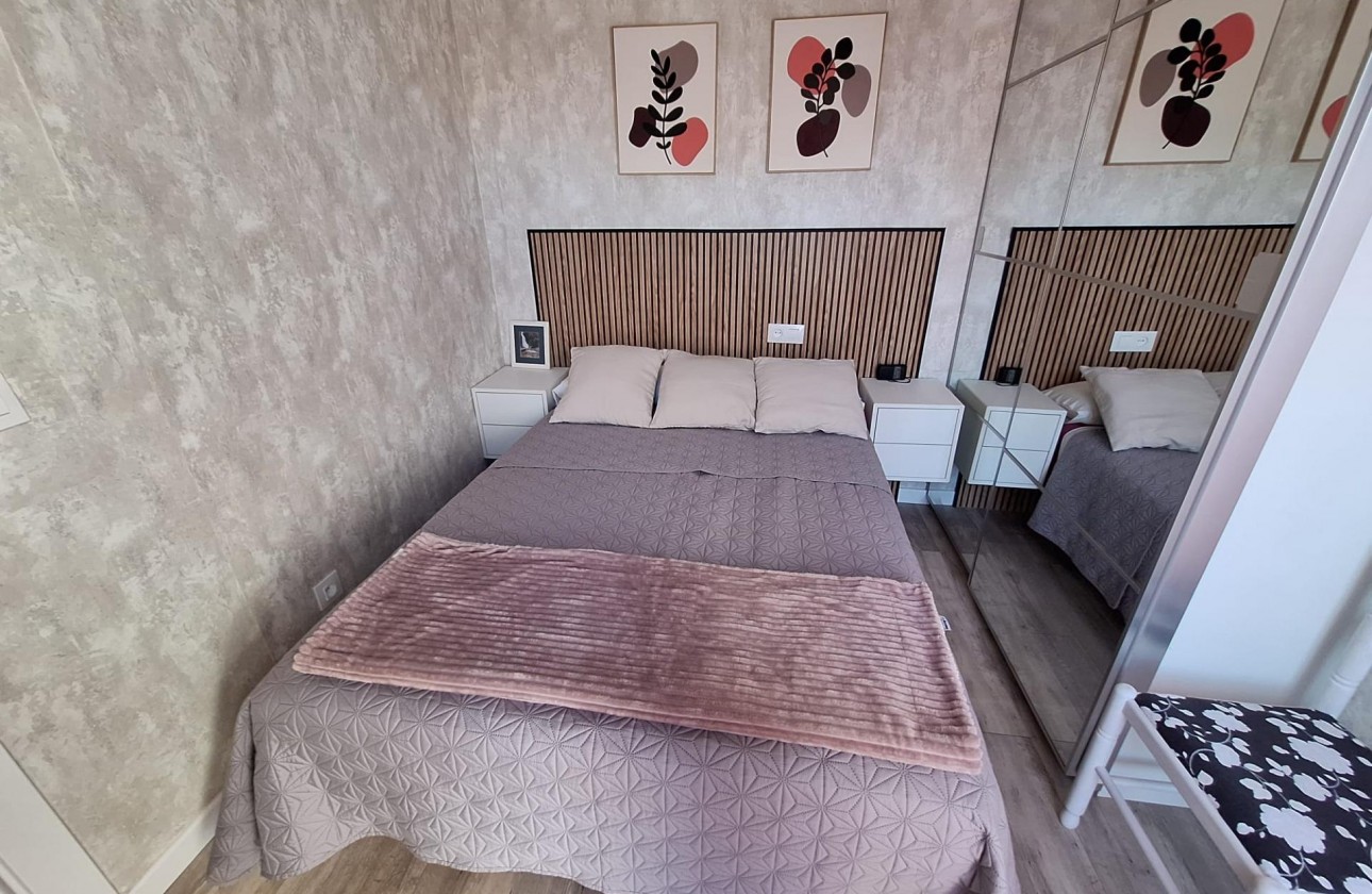 Resale - Apartment / flat - Torrevieja - Centro