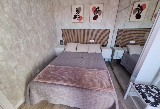 Resale - Apartment / flat - Torrevieja - Centro