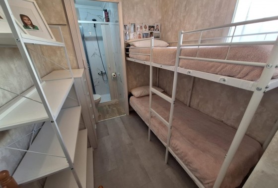 Resale - Apartment / flat - Torrevieja - Centro