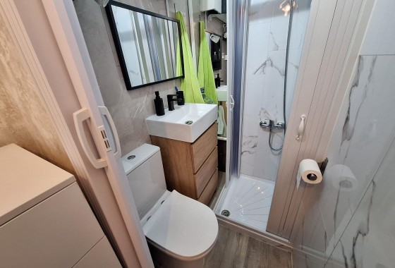 Resale - Apartment / flat - Torrevieja - Centro