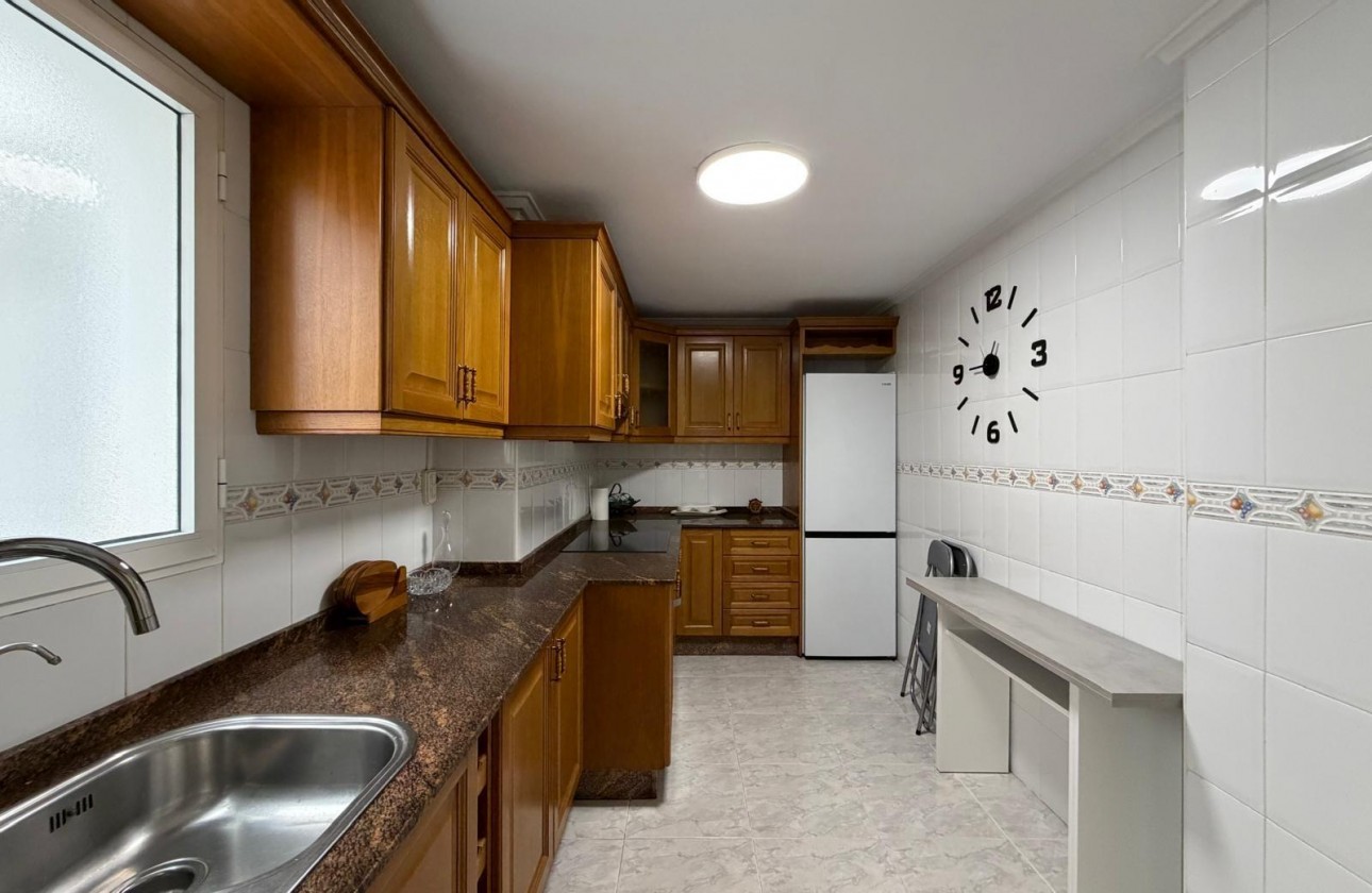 Resale - Apartment / flat - Torrevieja - Playa del Cura