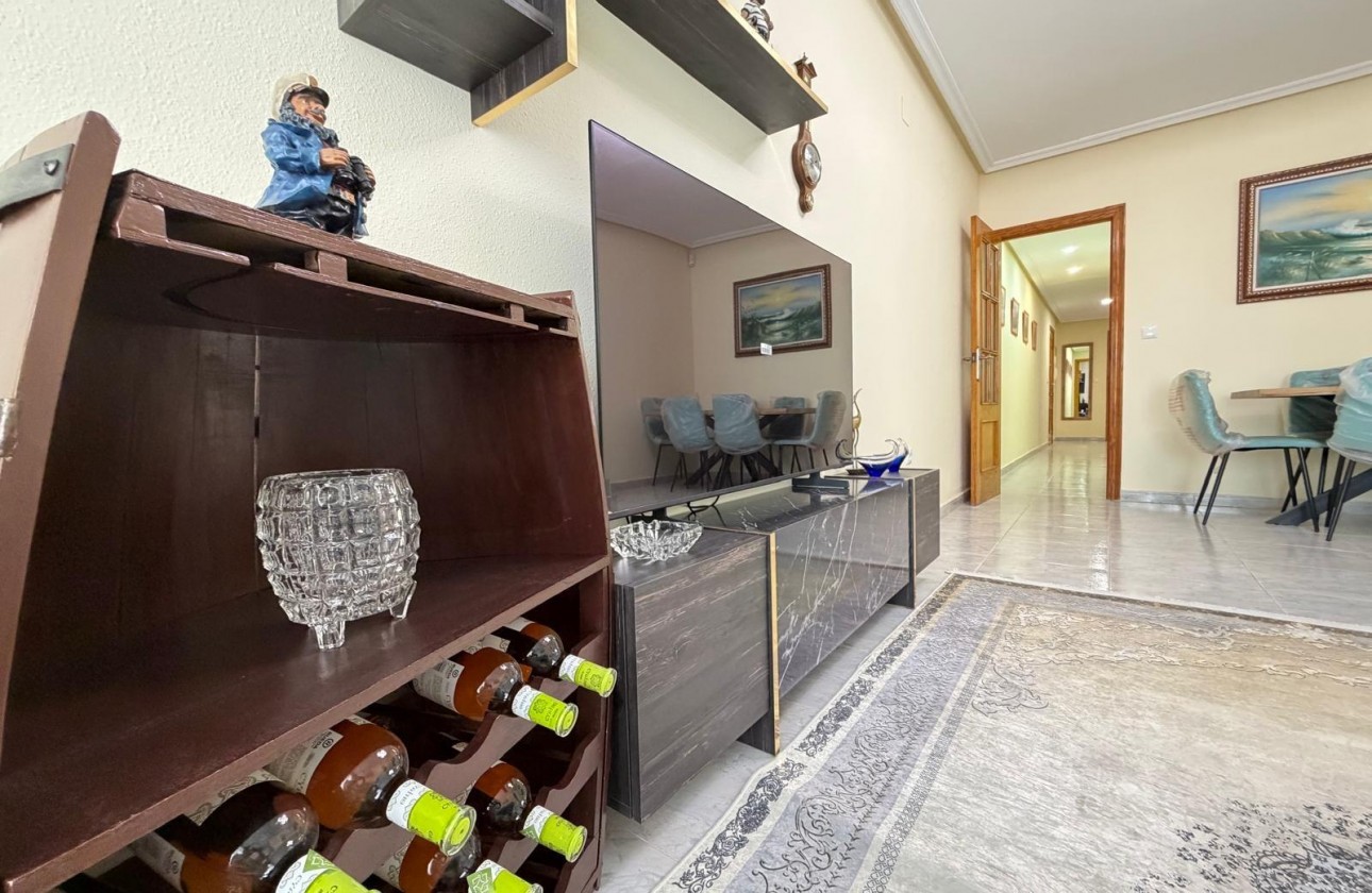 Resale - Apartment / flat - Torrevieja - Playa del Cura