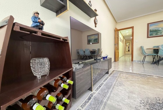 Resale - Apartment / flat - Torrevieja - Playa del Cura