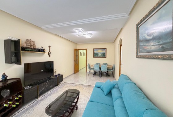 Resale - Apartment / flat - Torrevieja - Playa del Cura
