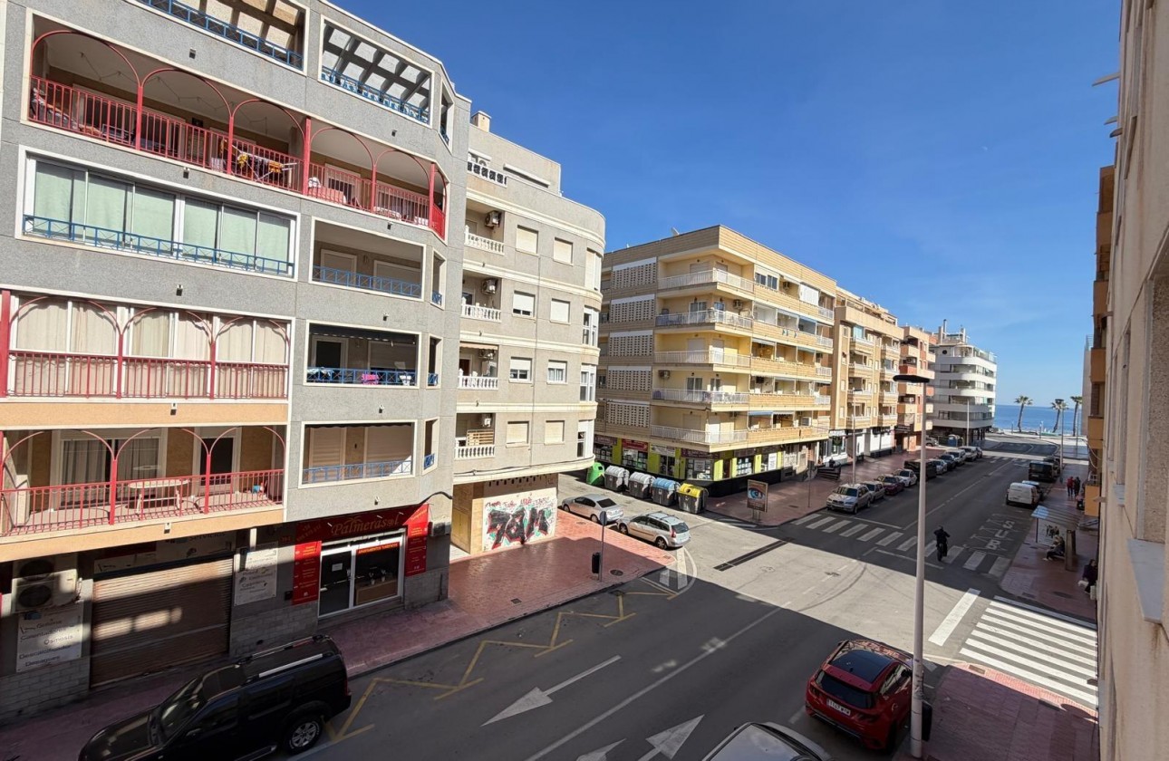 Resale - Apartment / flat - Torrevieja - Playa del Cura