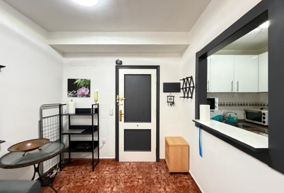 Reventa - Apartamento / piso - Torrevieja - Estacion de autobuses