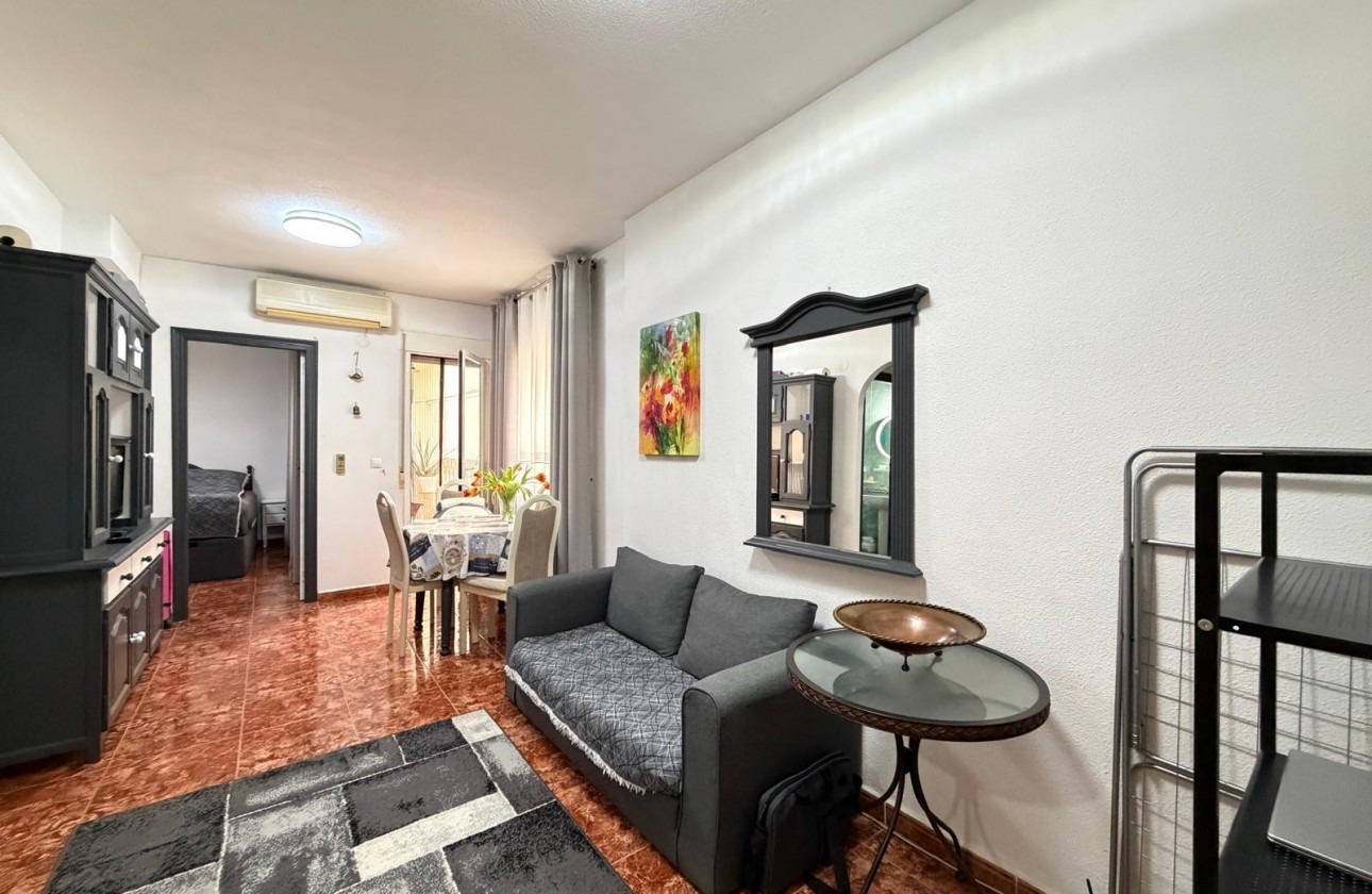 Reventa - Apartamento / piso - Torrevieja - Estacion de autobuses
