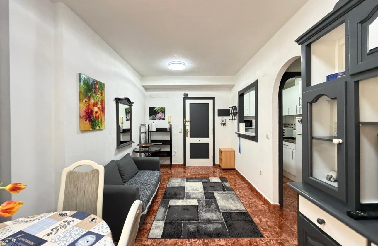 Reventa - Apartamento / piso - Torrevieja - Estacion de autobuses