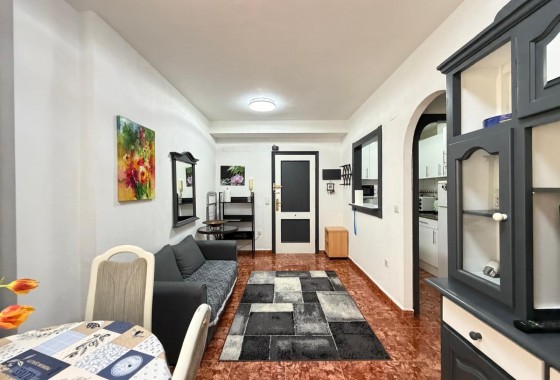 Reventa - Apartamento / piso - Torrevieja - Estacion de autobuses