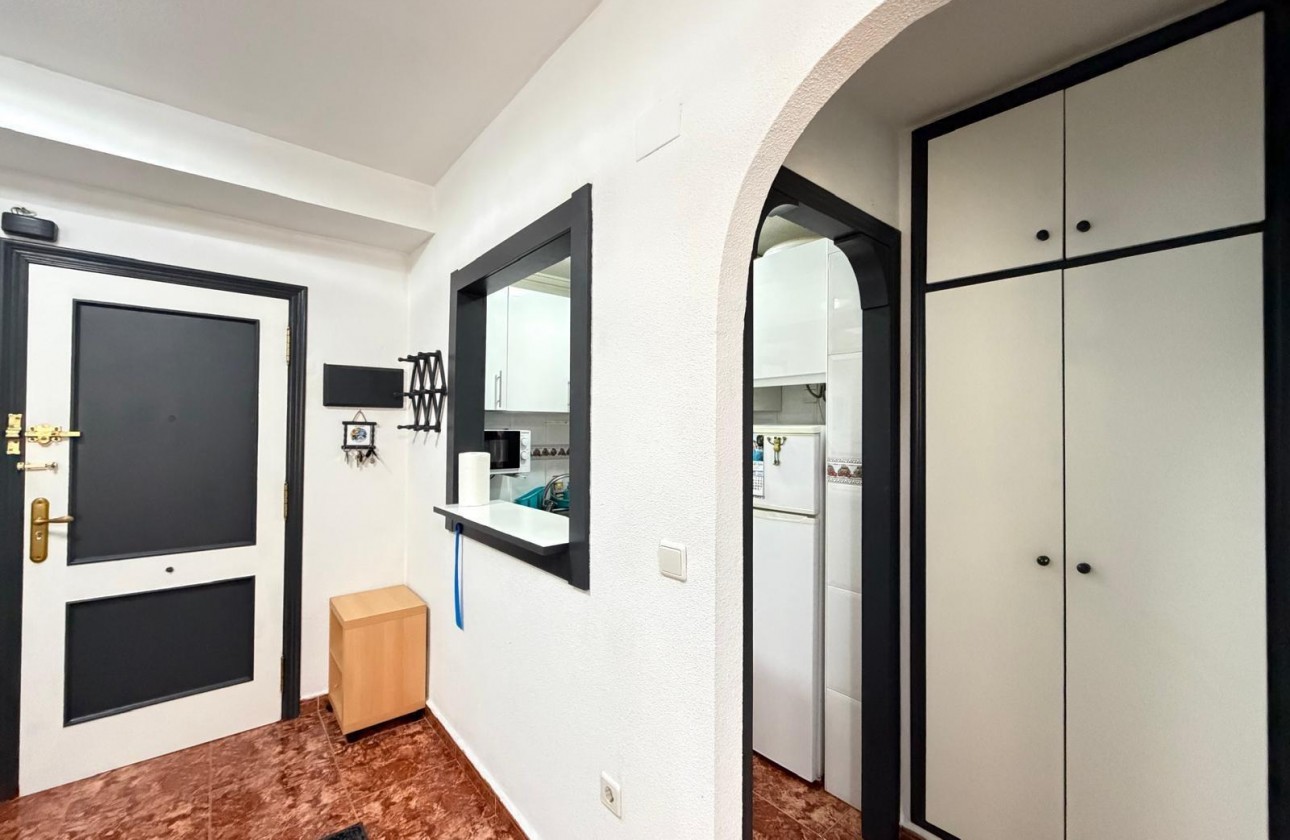 Reventa - Apartamento / piso - Torrevieja - Estacion de autobuses