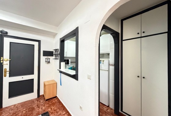 Reventa - Apartamento / piso - Torrevieja - Estacion de autobuses