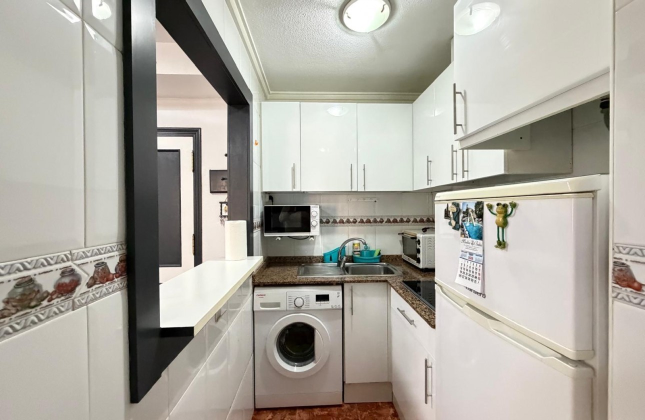 Reventa - Apartamento / piso - Torrevieja - Estacion de autobuses