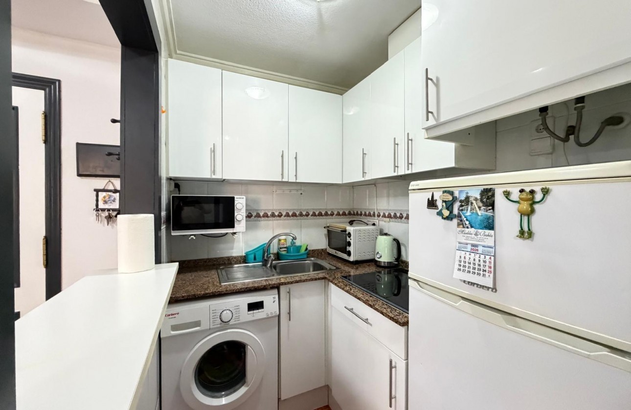 Reventa - Apartamento / piso - Torrevieja - Estacion de autobuses