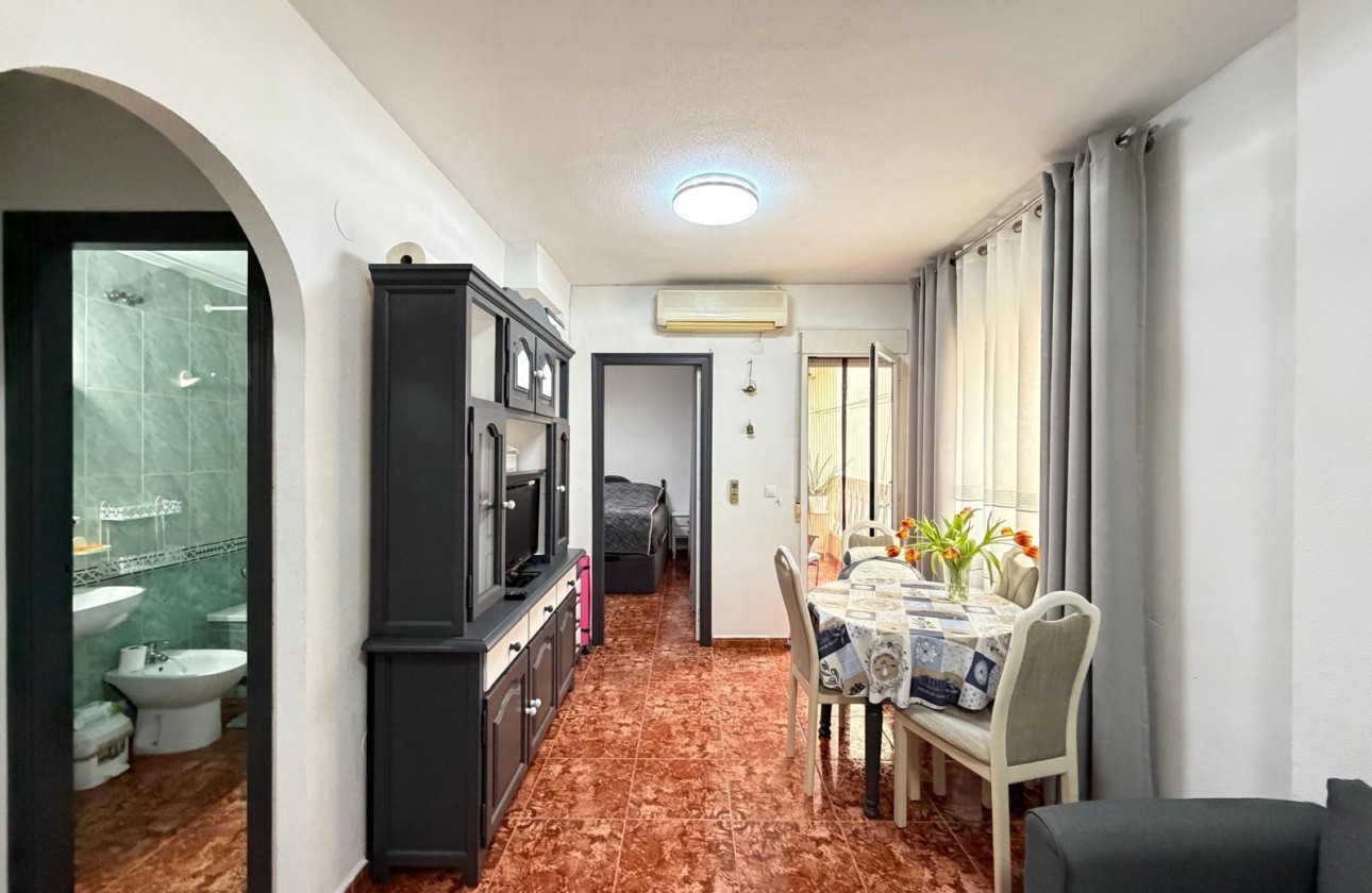 Reventa - Apartamento / piso - Torrevieja - Estacion de autobuses