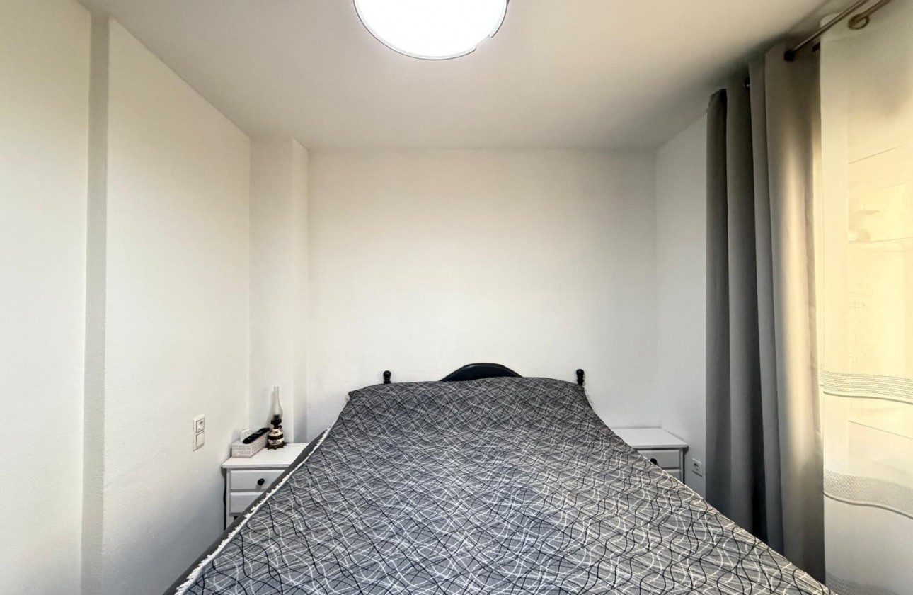 Reventa - Apartamento / piso - Torrevieja - Estacion de autobuses