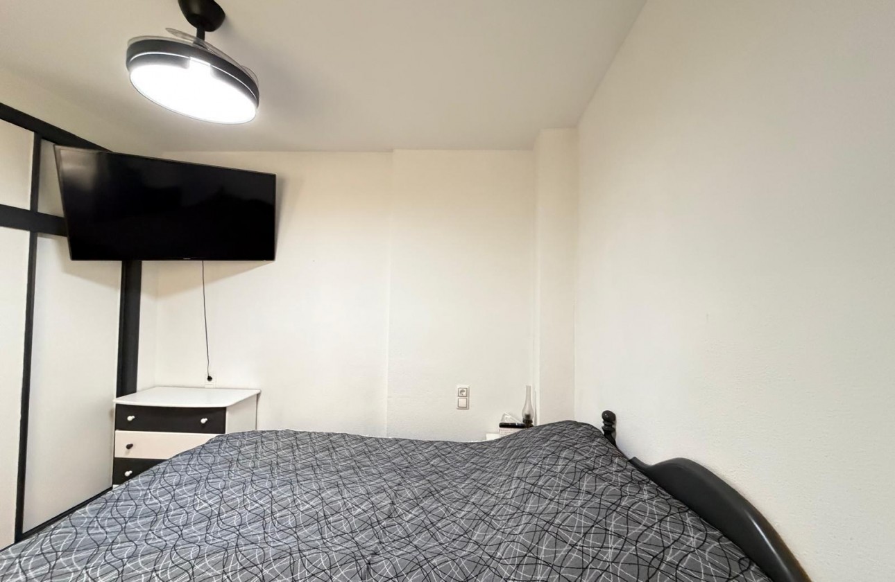 Reventa - Apartamento / piso - Torrevieja - Estacion de autobuses