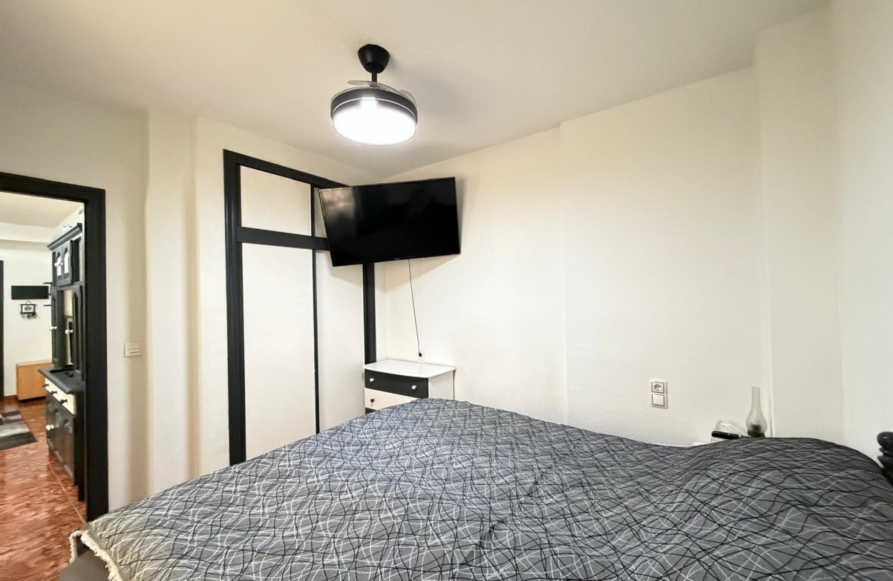 Reventa - Apartamento / piso - Torrevieja - Estacion de autobuses