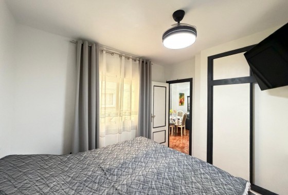 Reventa - Apartamento / piso - Torrevieja - Estacion de autobuses