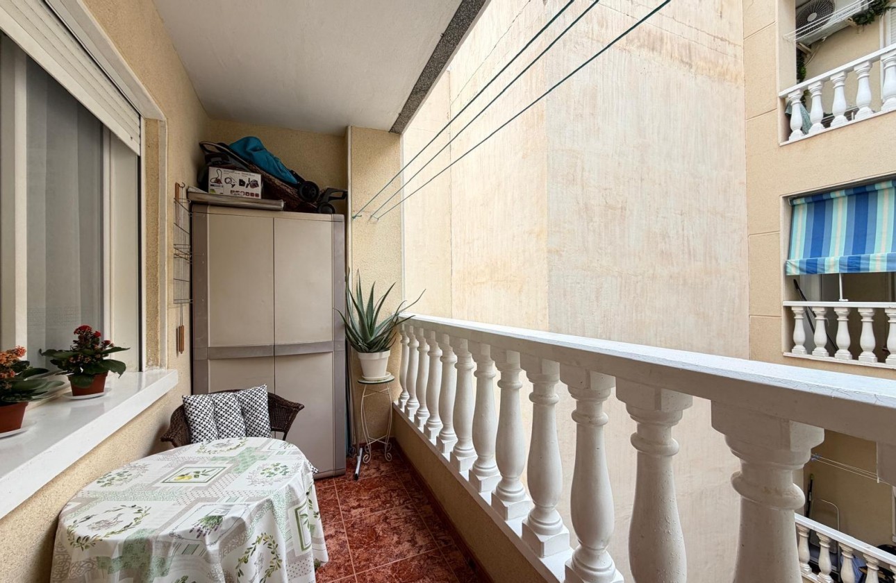 Reventa - Apartamento / piso - Torrevieja - Estacion de autobuses