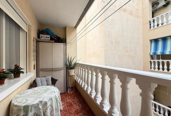 Reventa - Apartamento / piso - Torrevieja - Estacion de autobuses