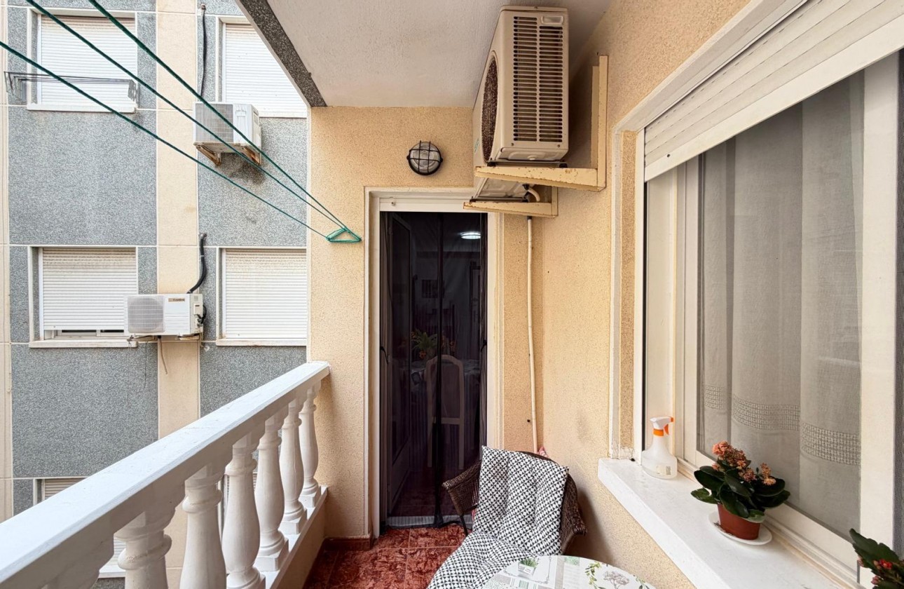 Reventa - Apartamento / piso - Torrevieja - Estacion de autobuses
