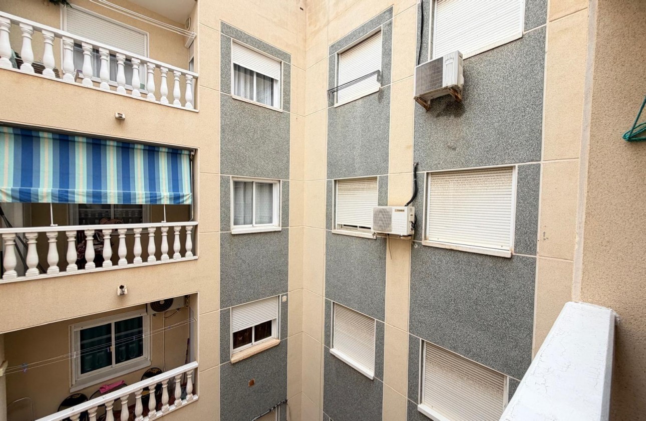 Reventa - Apartamento / piso - Torrevieja - Estacion de autobuses