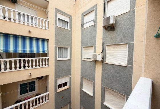 Reventa - Apartamento / piso - Torrevieja - Estacion de autobuses