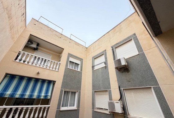 Reventa - Apartamento / piso - Torrevieja - Estacion de autobuses