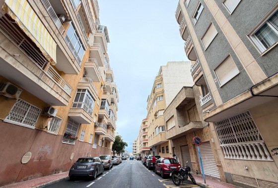 Reventa - Apartamento / piso - Torrevieja - Estacion de autobuses